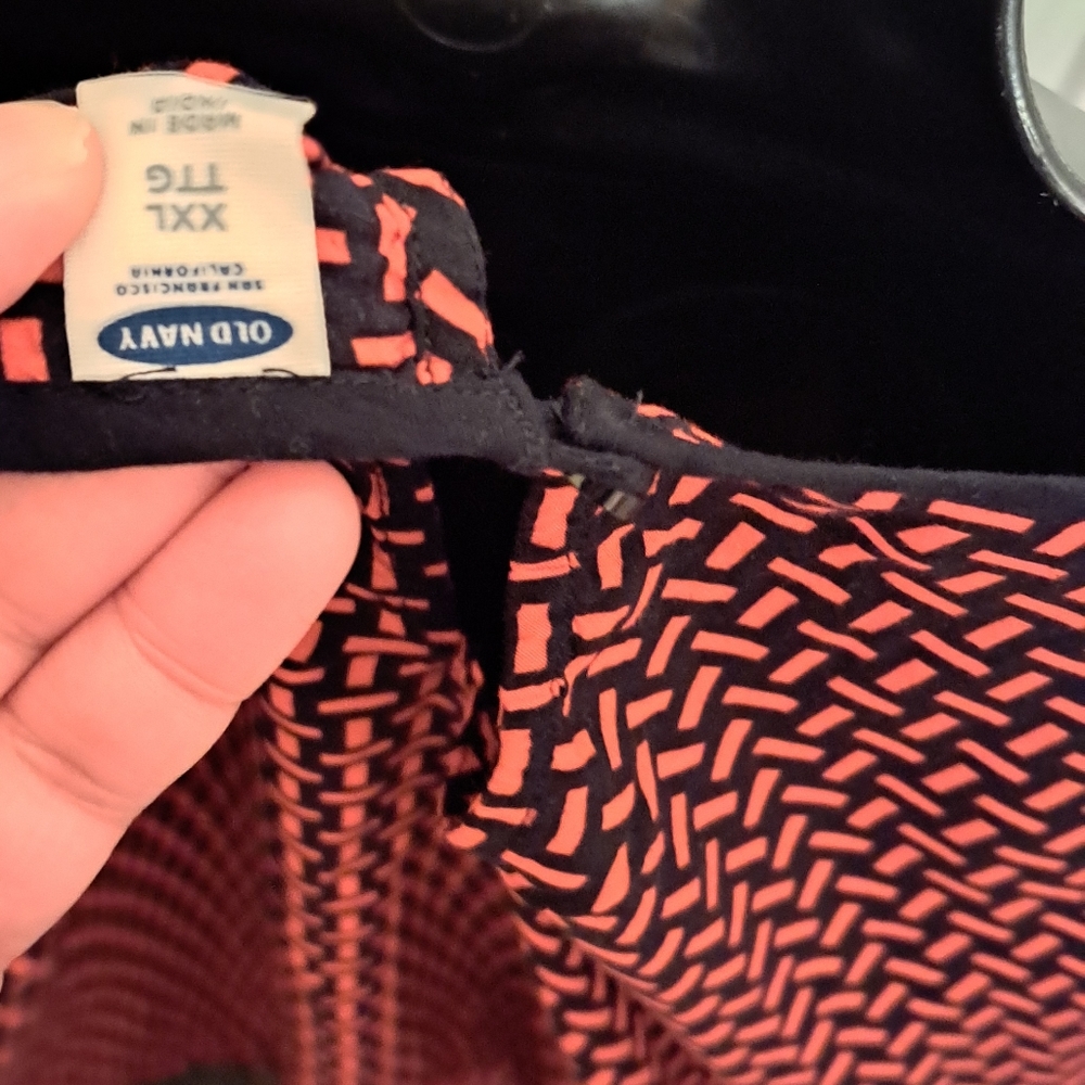 Old Navy Women's LS top - Picture 4 of 6